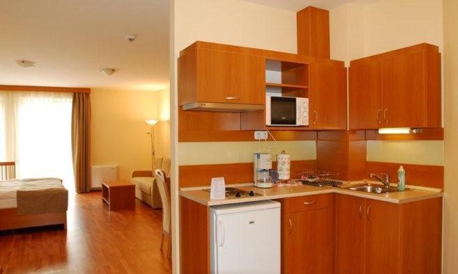 Panorama Wellness Apartman Hotel Hajdúszoboszló Rum bild