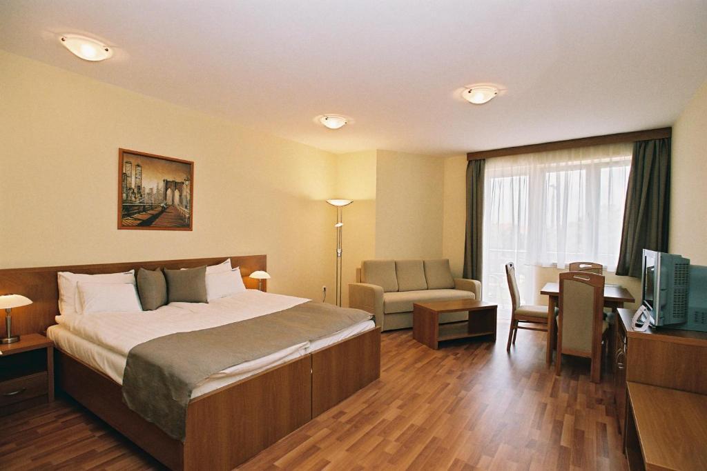 Panorama Wellness Apartman Hotel Hajdúszoboszló Exteriör bild