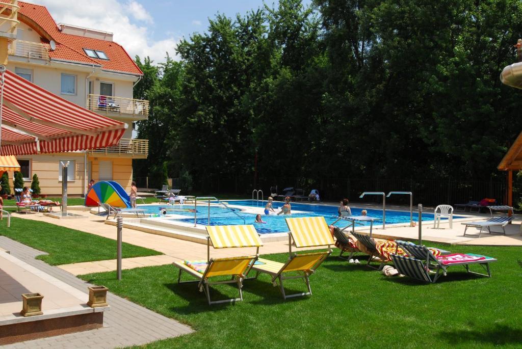 Panorama Wellness Apartman Hotel Hajdúszoboszló Rum bild
